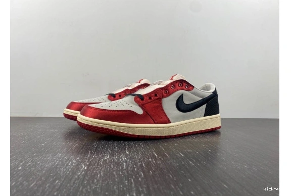 Away FN0432-100 Room Retro Low Jordan OG Trophy 1 0513